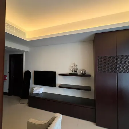 Residencial Apartments In Address Downtown Connected To Dubai Mall Room photo