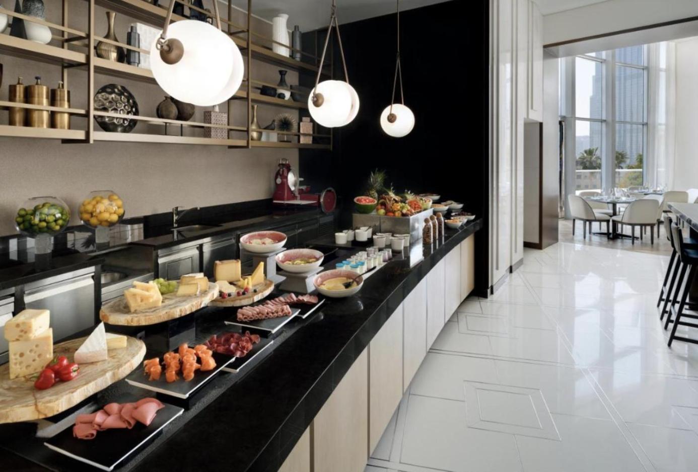 Residencial In Address Downtown Connected To Mall Dubaï