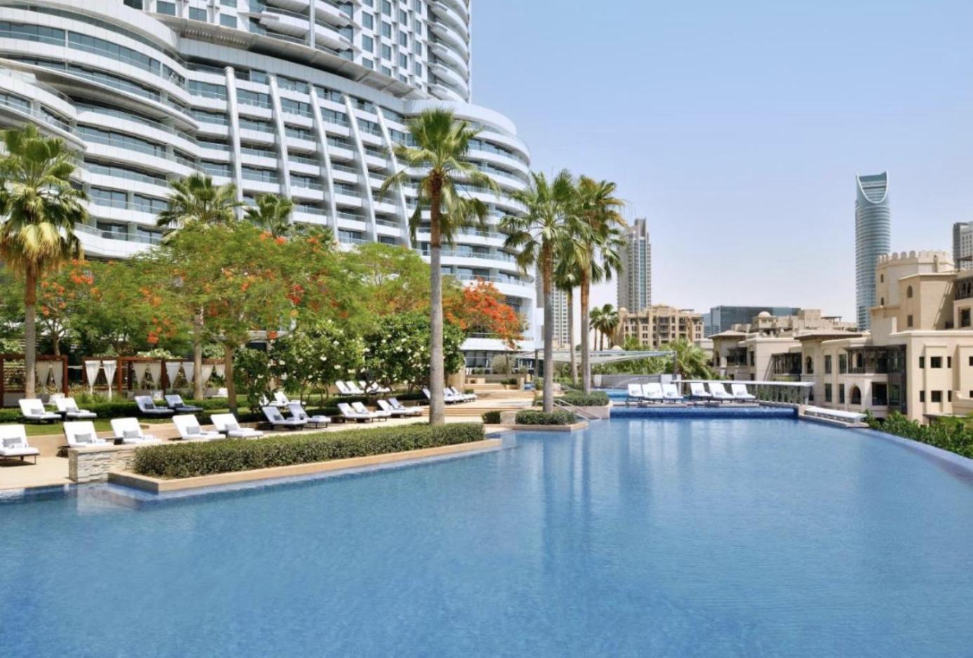 Residencial In Address Downtown Connected To Mall Apartment *