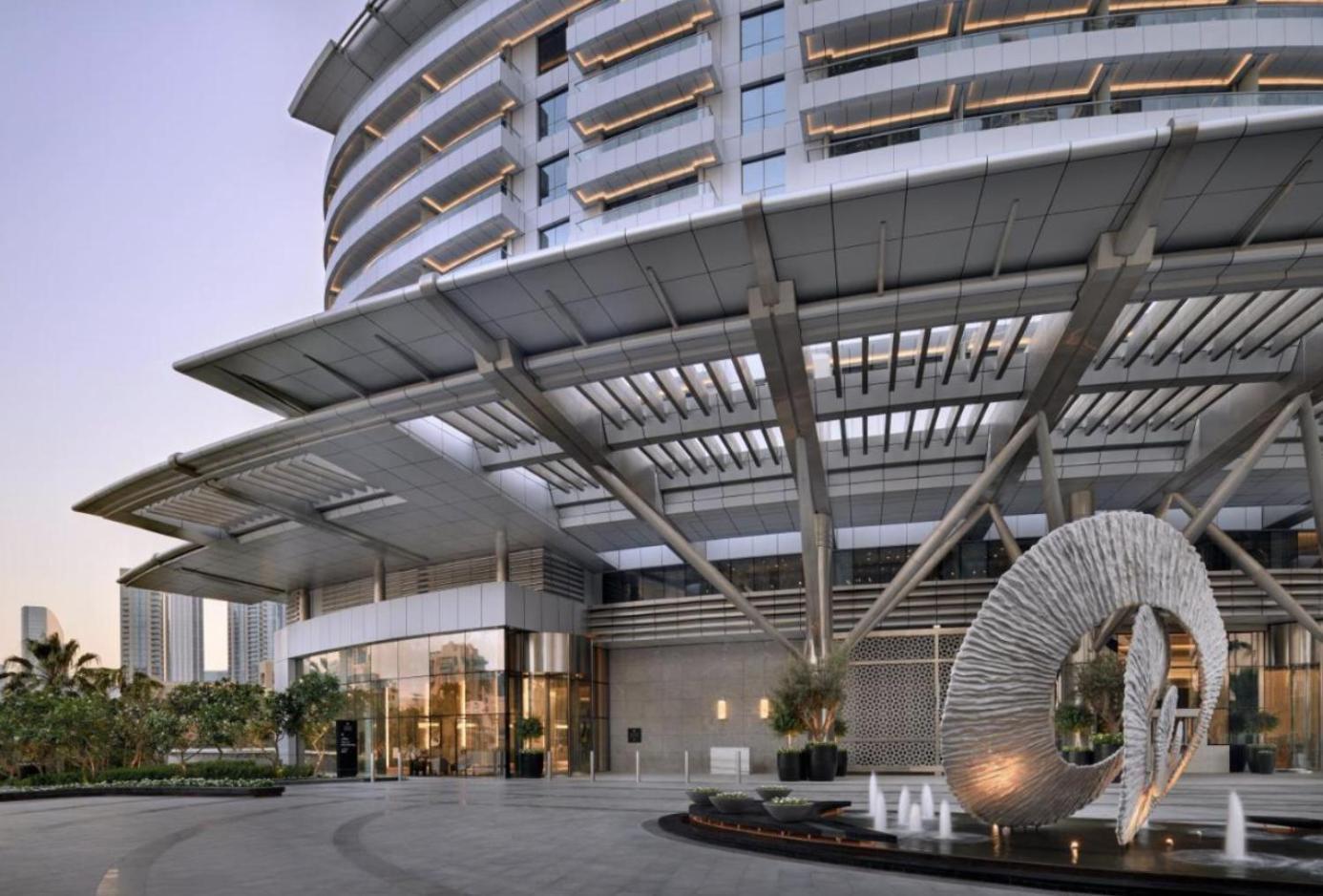 Residencial In Address Downtown Connected To Mall Apartment Dubai