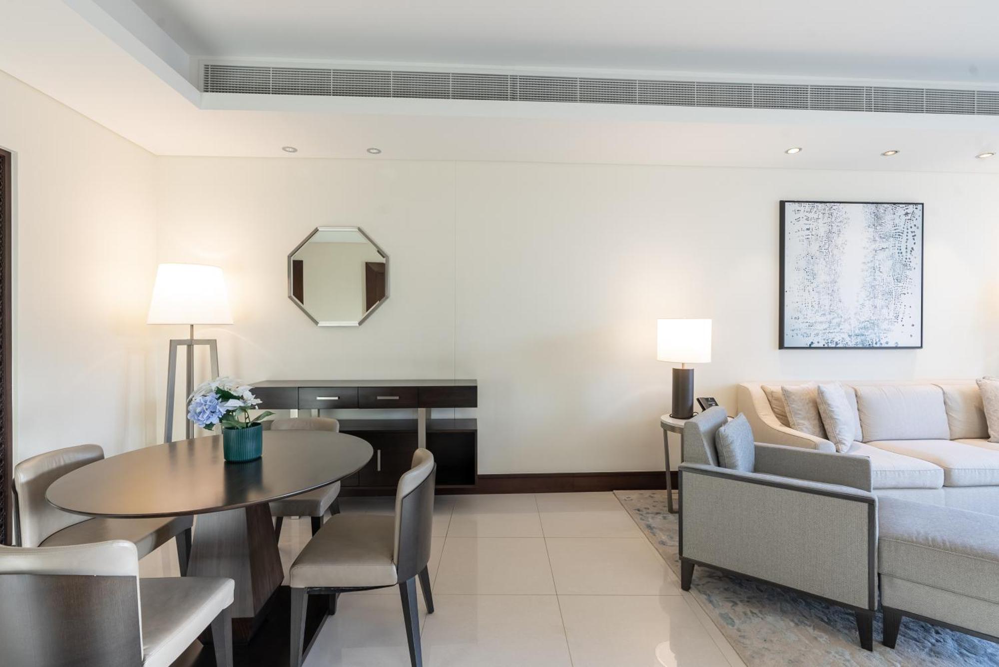 Residencial In Address Downtown Connected To Mall