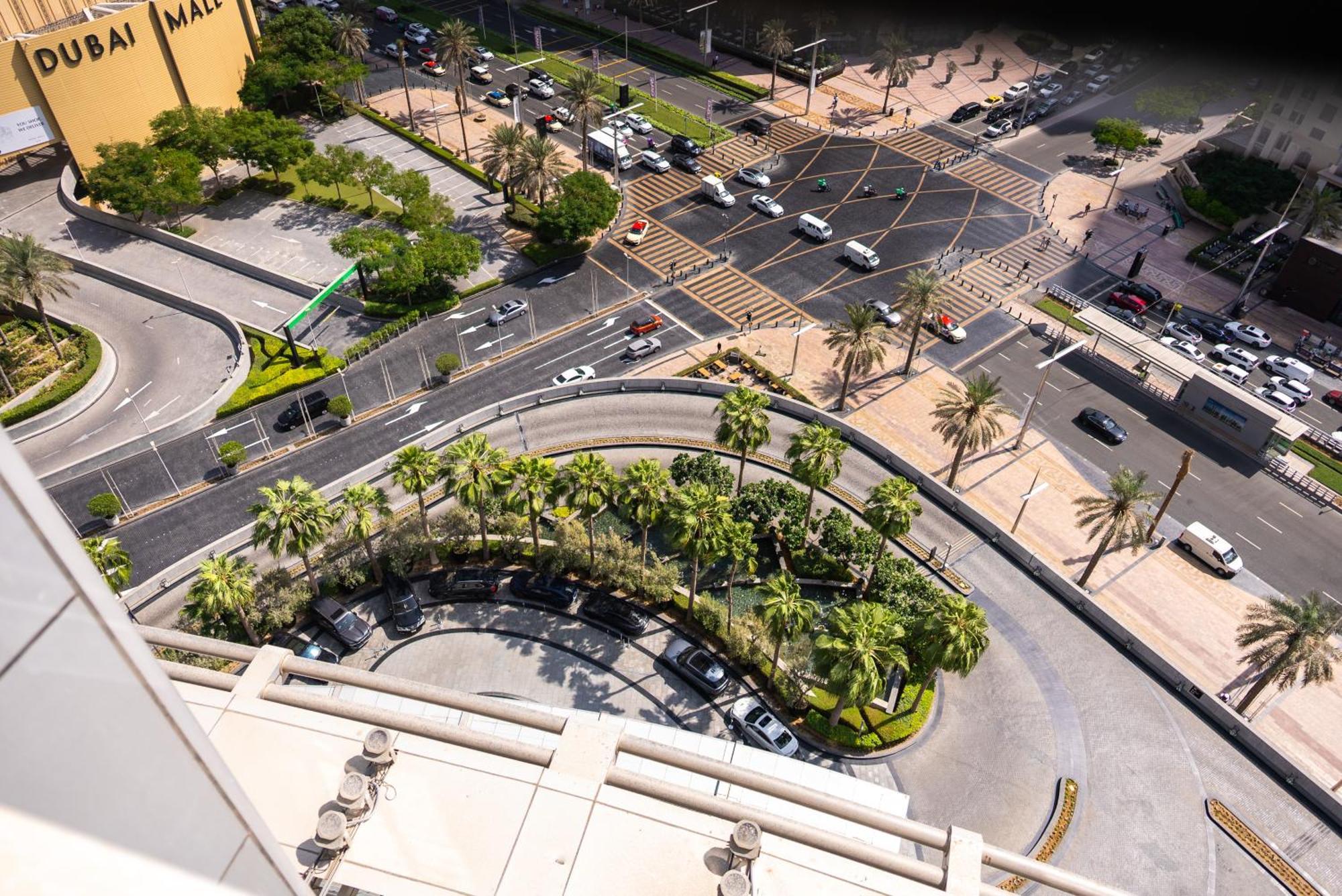 Residencial In Address Downtown Connected To Mall Apartment *