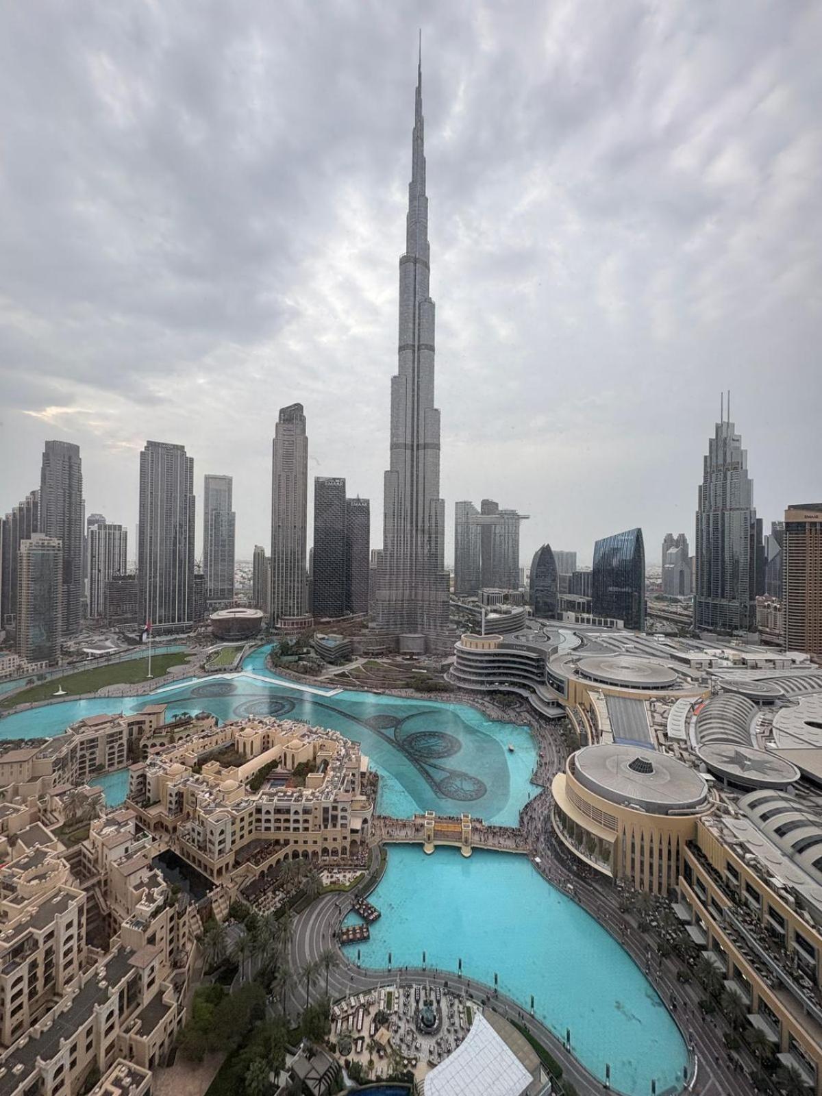 Residencial In Address Downtown Connected To Mall Apartment Dubai