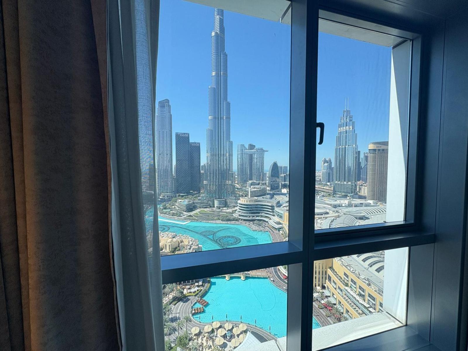 Residencial In Address Downtown Connected To Mall * Dubai