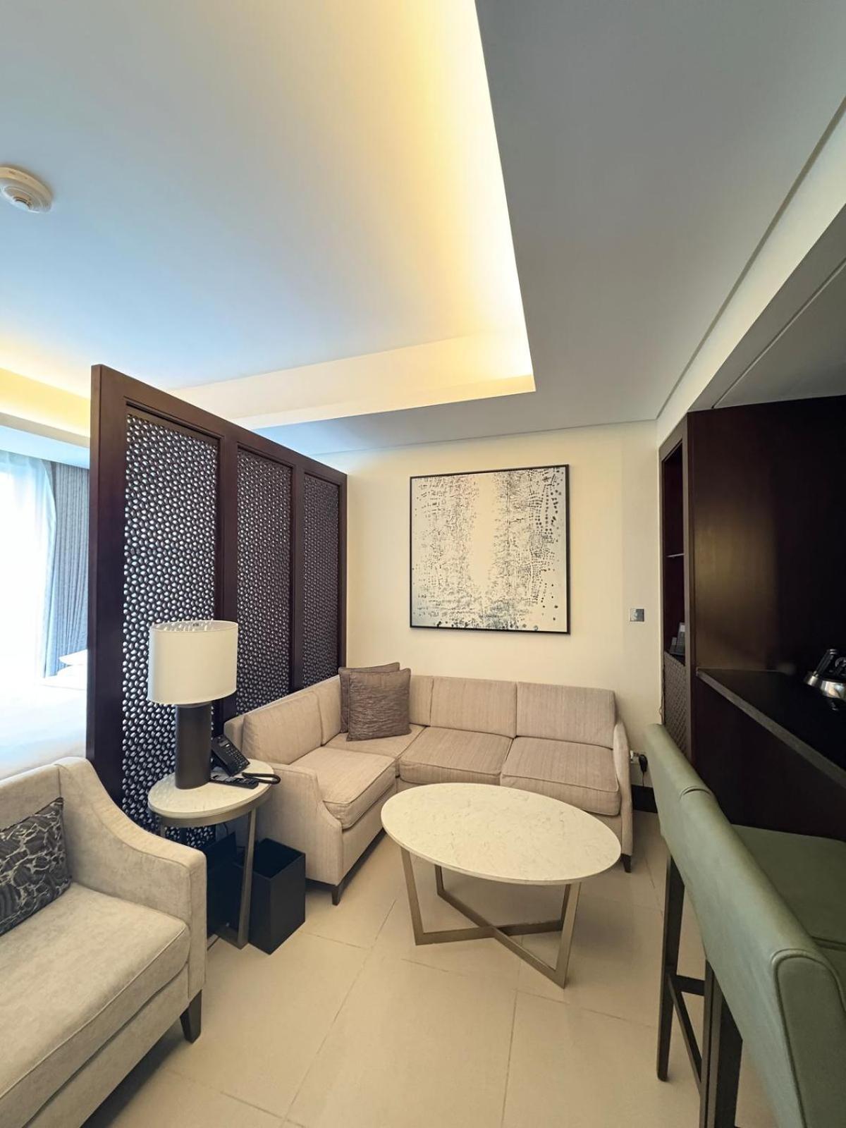 Apartment Residencial In Address Downtown Connected To Mall Dubai