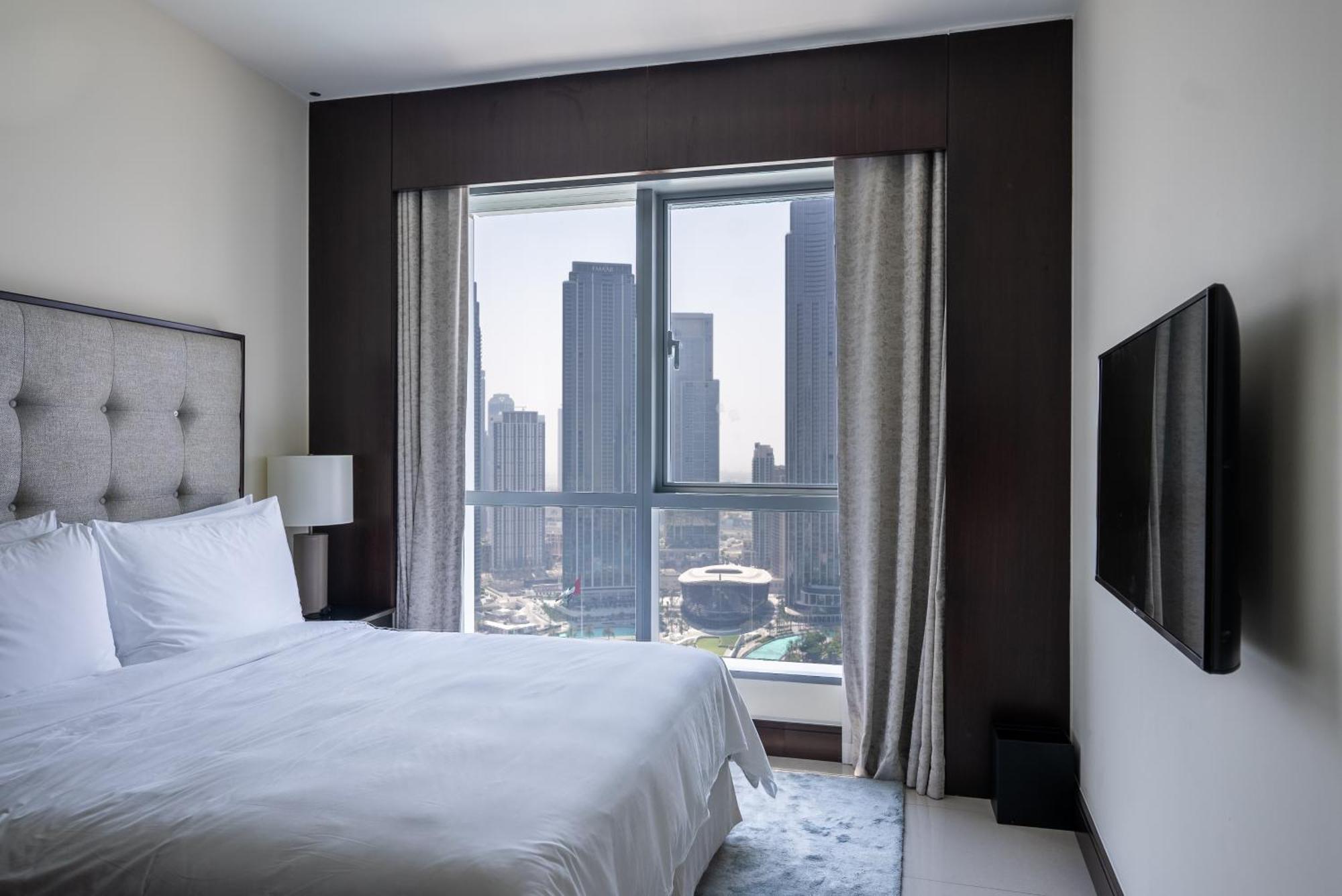 Residencial In Address Downtown Connected To Mall Appartement *