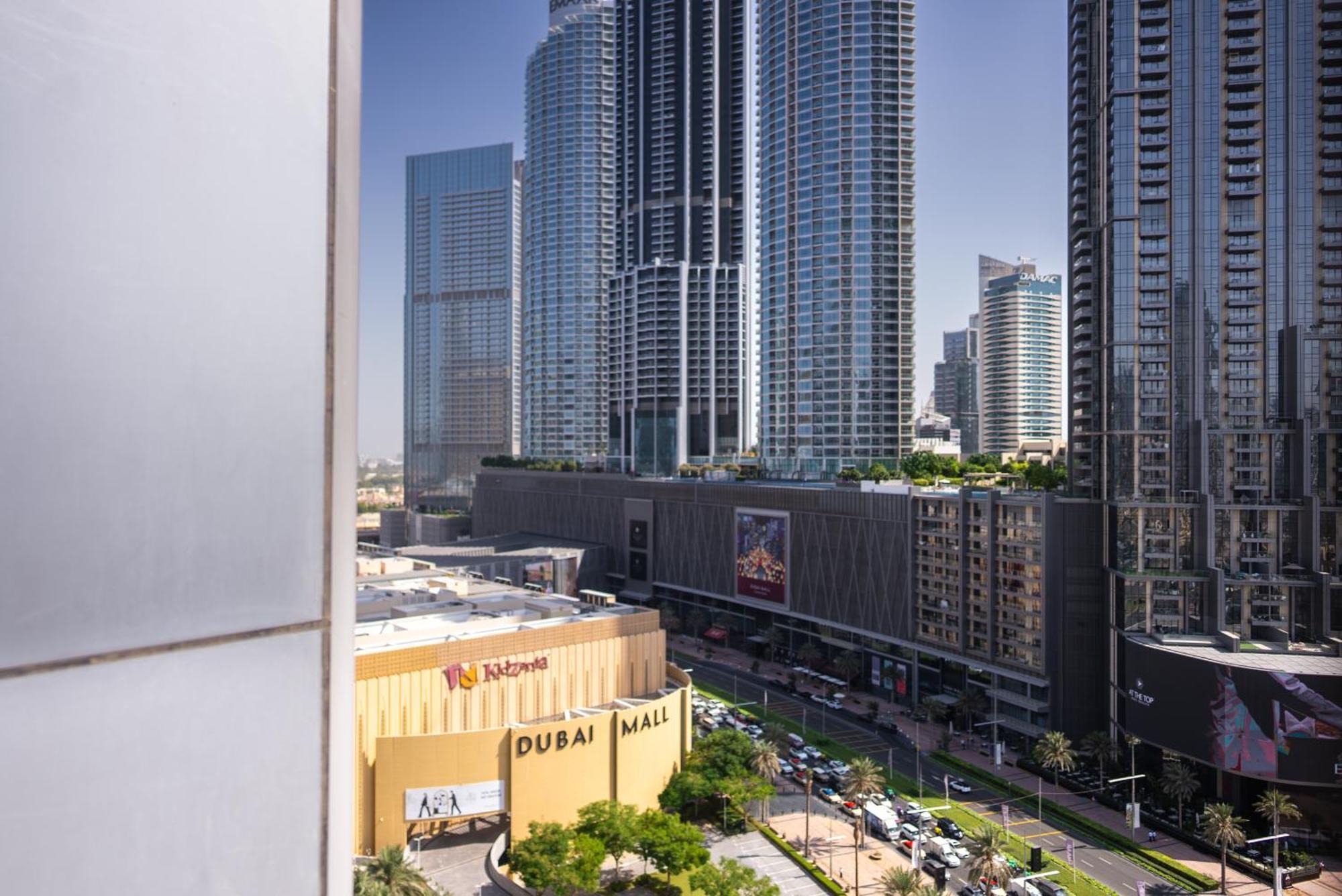 Residencial In Address Downtown Connected To Mall Appartement