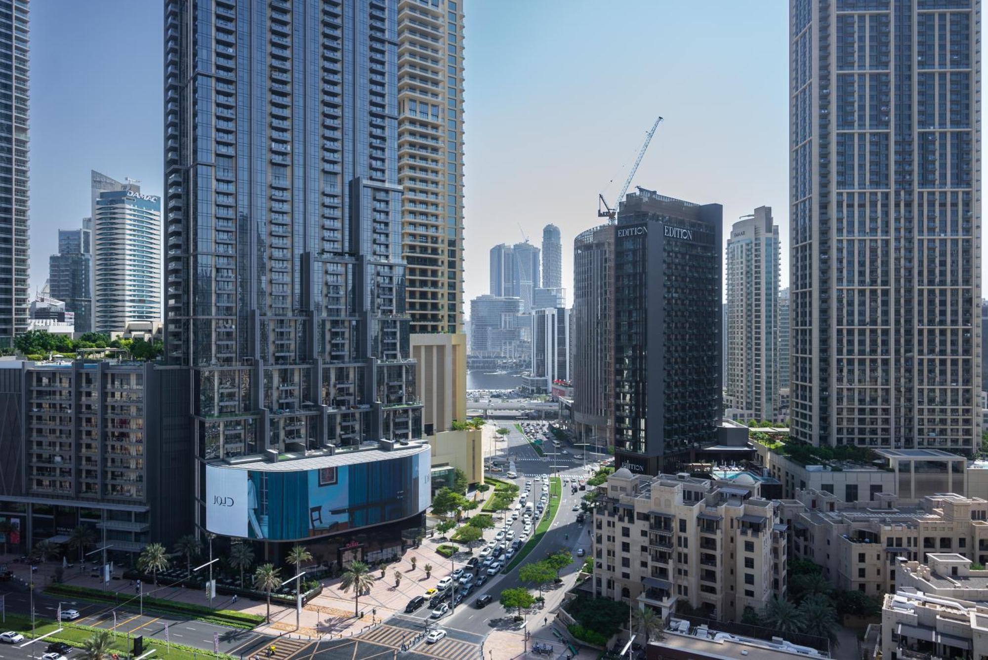 Apartments In Downtown Dubai Connected To Dubai Mall अपार्टमेंट *