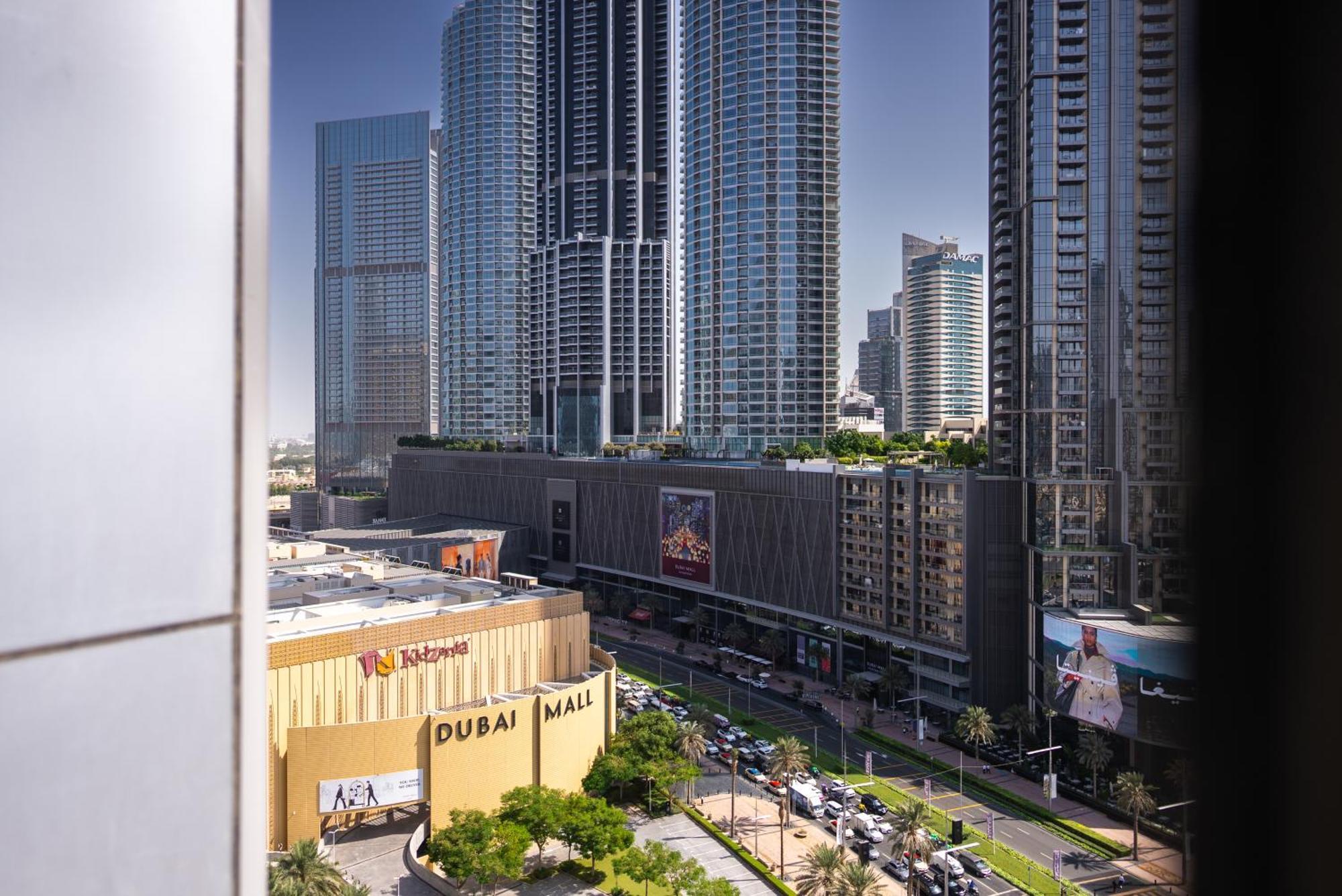 Apartments In Downtown Dubai Connected To Dubai Mall अपार्टमेंट Dubai
